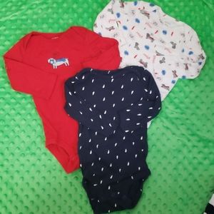 Carter's set of 3. 9 month long sleeve onesies